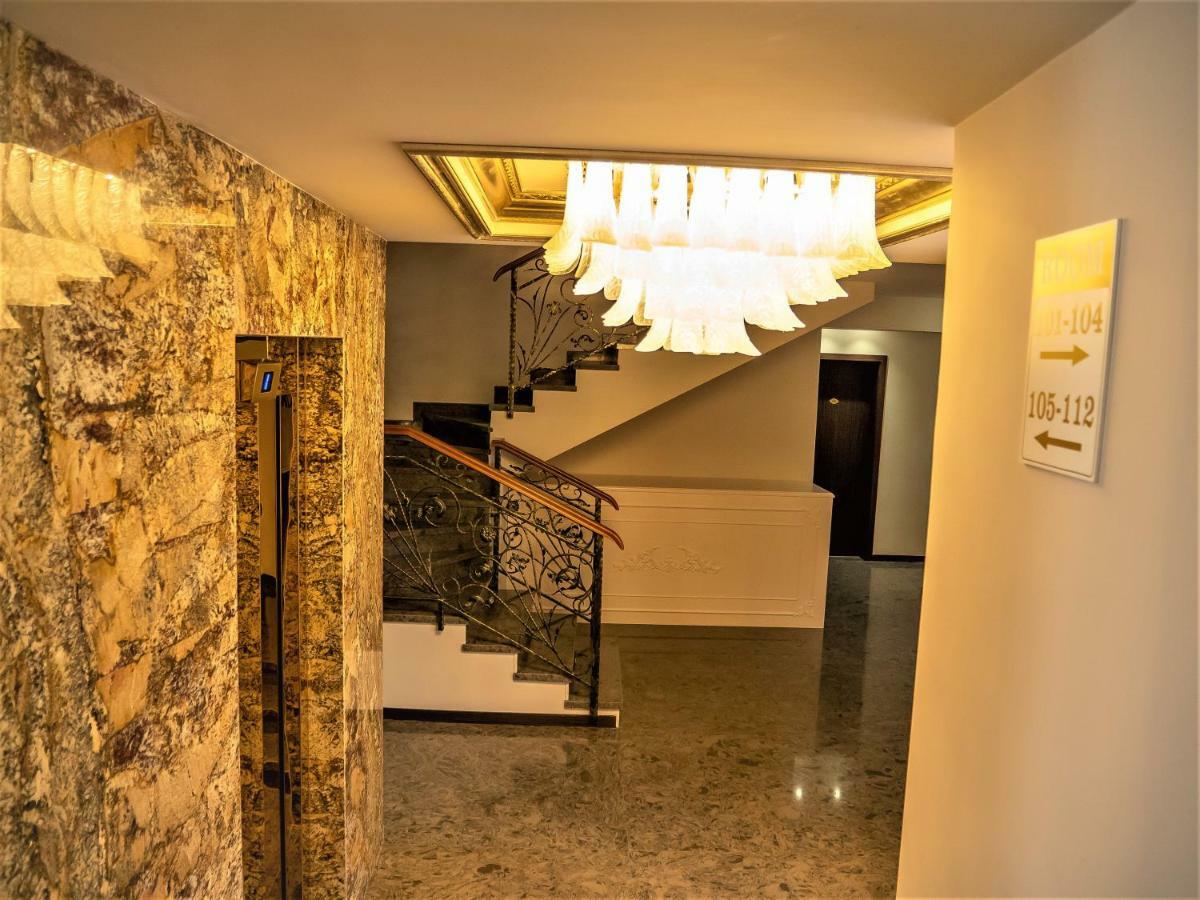 Hotel Boka ティラナ エクステリア 写真